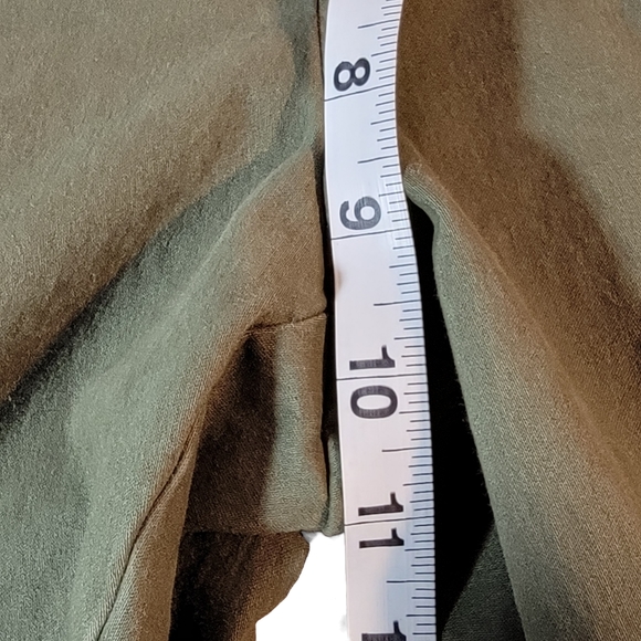 Scripted Olive Green Cropped Boho Ruffled Flair Leg Trouser Pants Size 8 - Picture 11 of 14